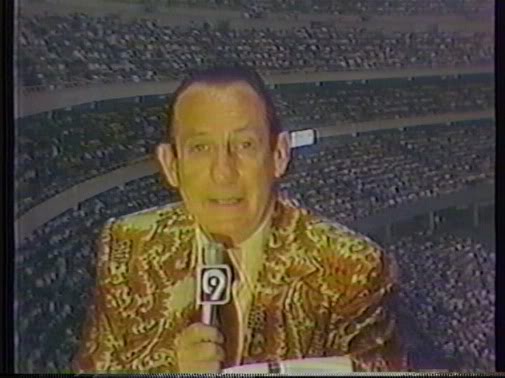 The Mets' Lindsey Nelson in colorful pre-Craig Sager attire.